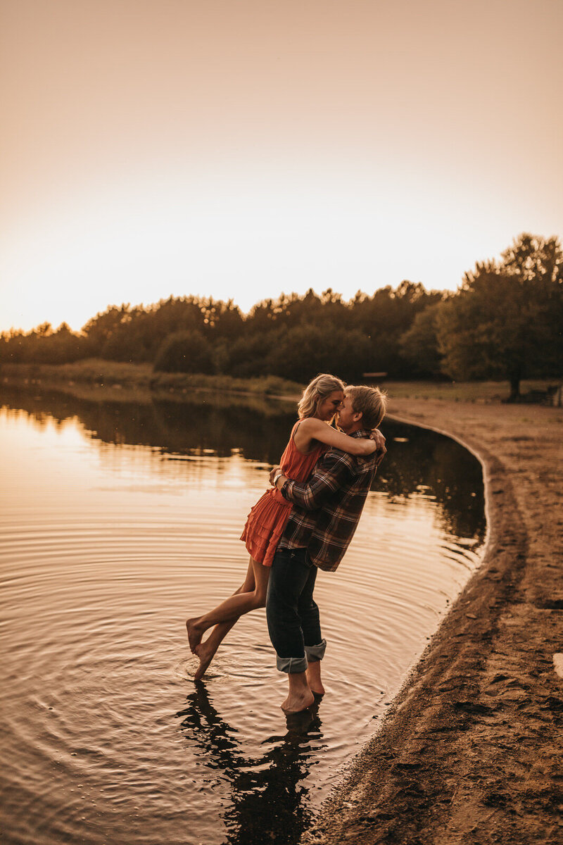 Couple spinning in the water love