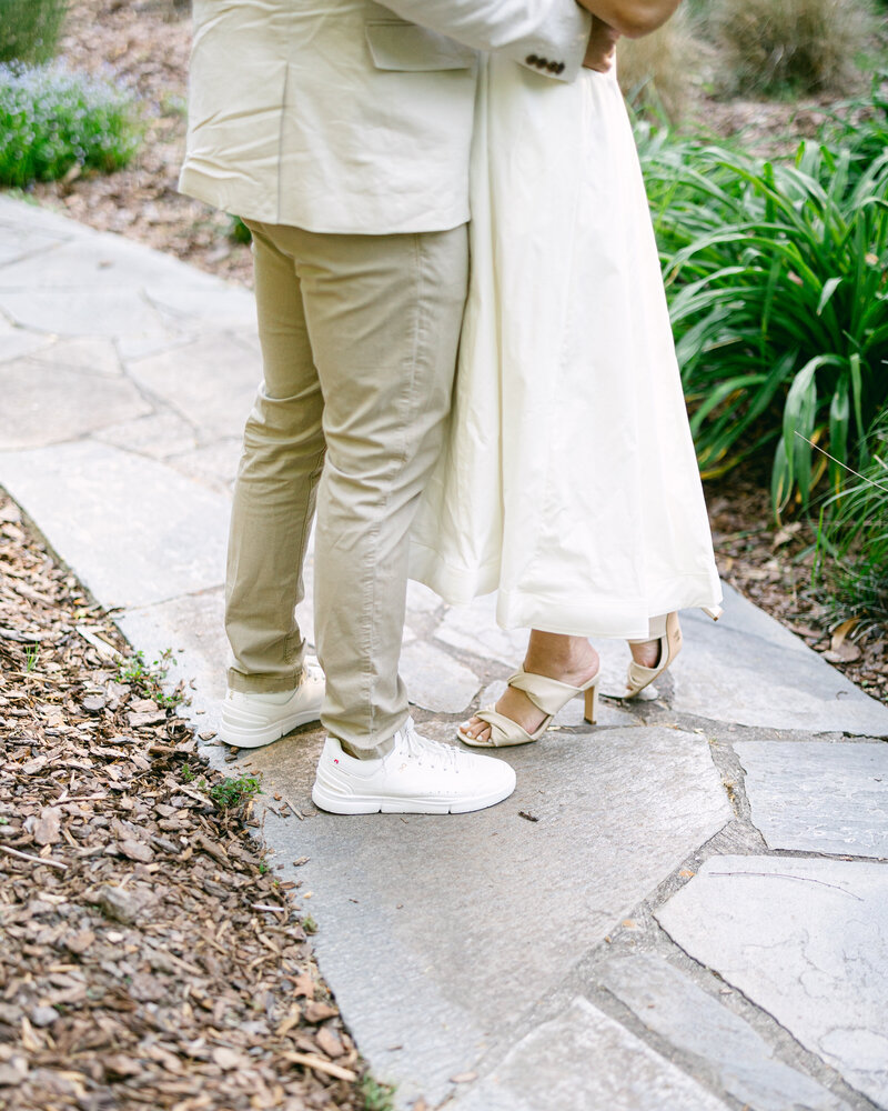 Julie and Jeremy Engagement session Cator woolford gardens atlanta Renee Jael Fine Art Photography_-12