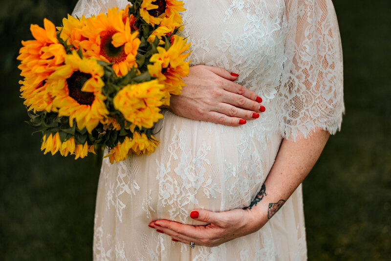 golden hour maternity session kattie jackson photography