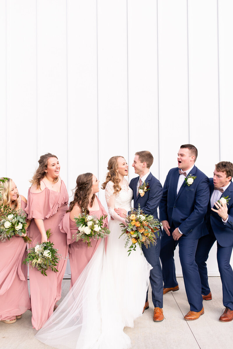 Emerald Pines Wedding - Sioux Falls Wedding Photographer - Madison & Dave - Highlights-185