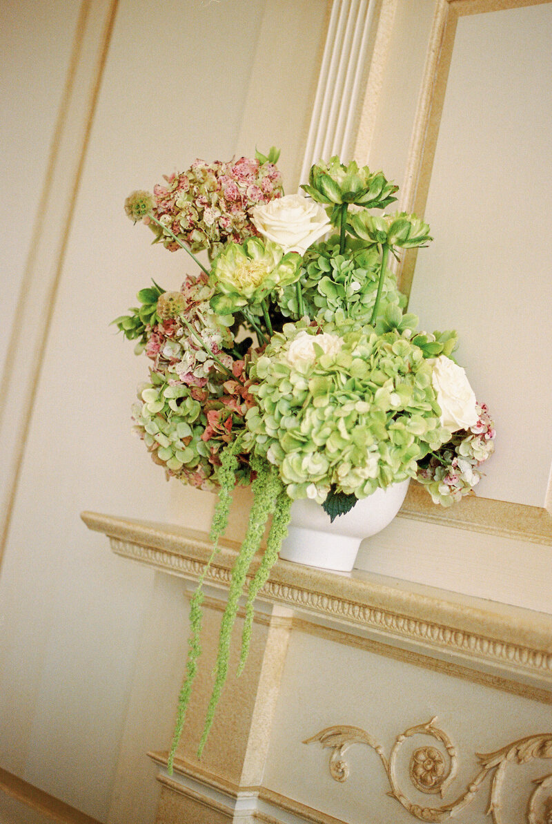 Virginia-Spring-Intimate-Wedding-Estate-at-River-Run-on-35mm-Film-13