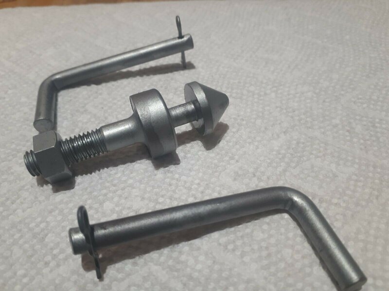 kawasaki seat nut and bolt