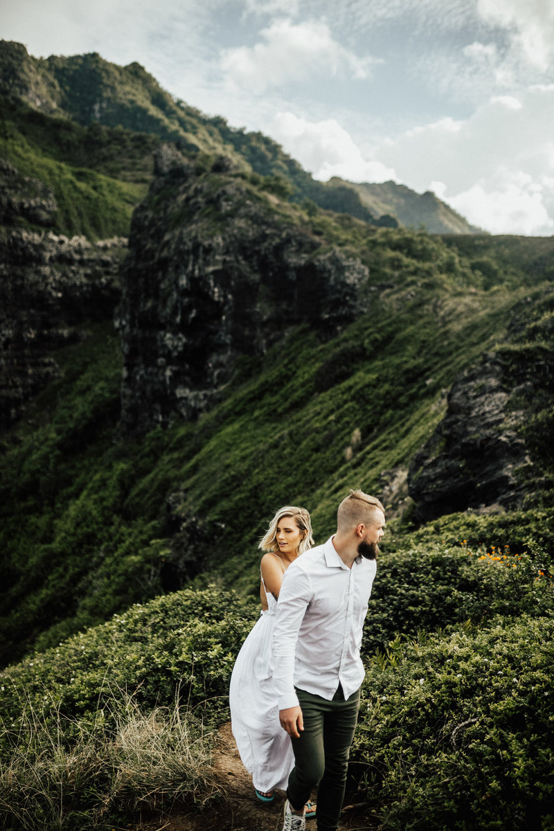 couple in mountains