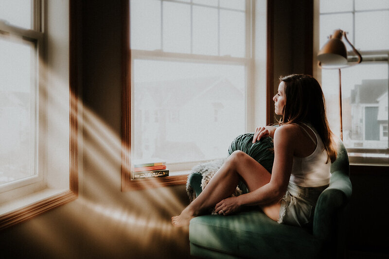 Shannon Kathleen photographed in natural light at home, Minneapolis photographer.
