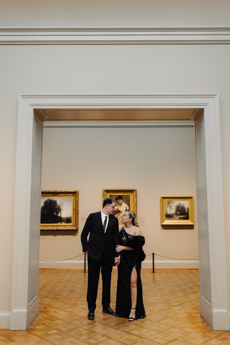 Elopement photos in a Chicago museum