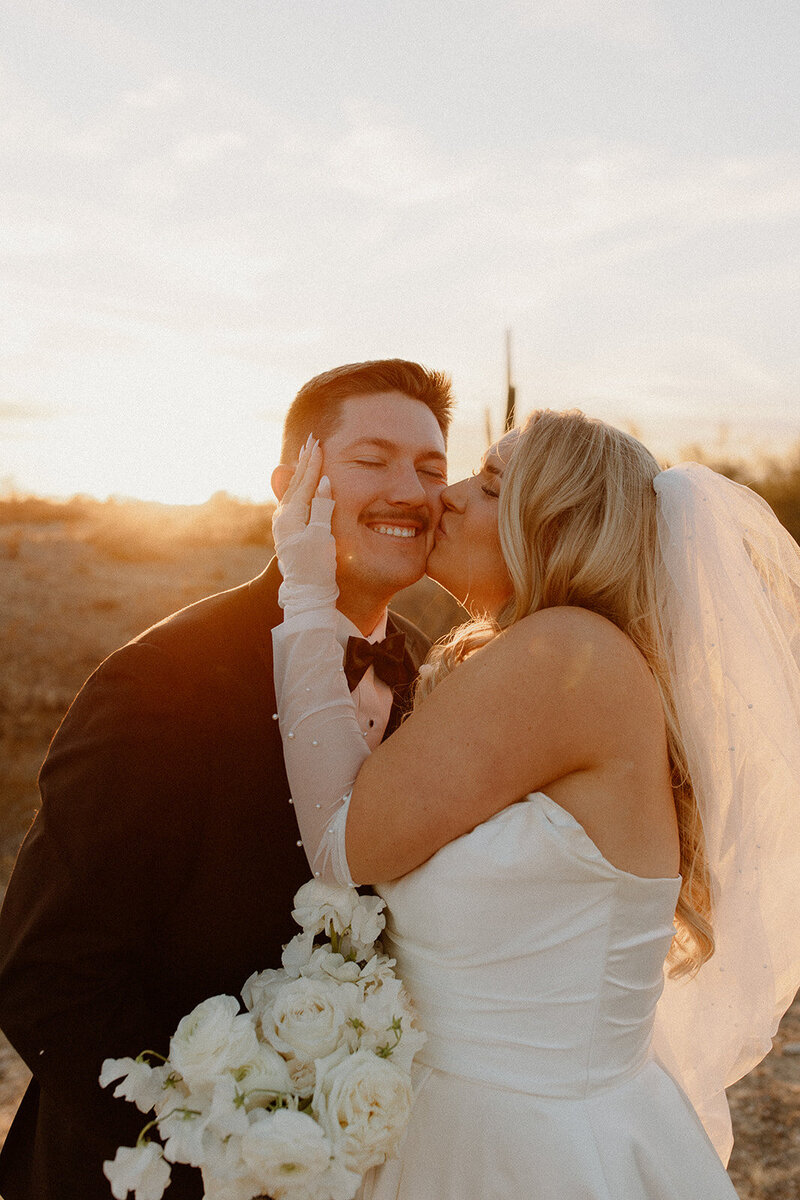 kelsey-kohl-wedding-preview-taylorraephotofilm-146