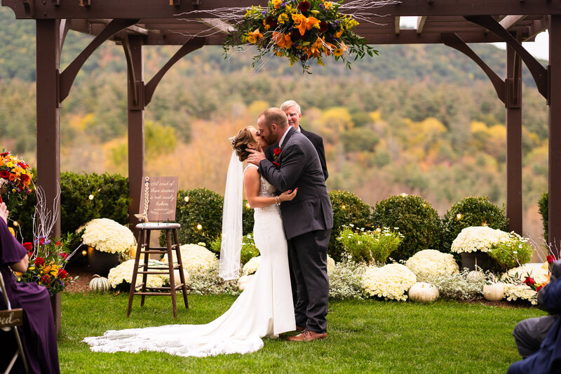 warfield-house-inn-berkshire-wedding-photography-46
