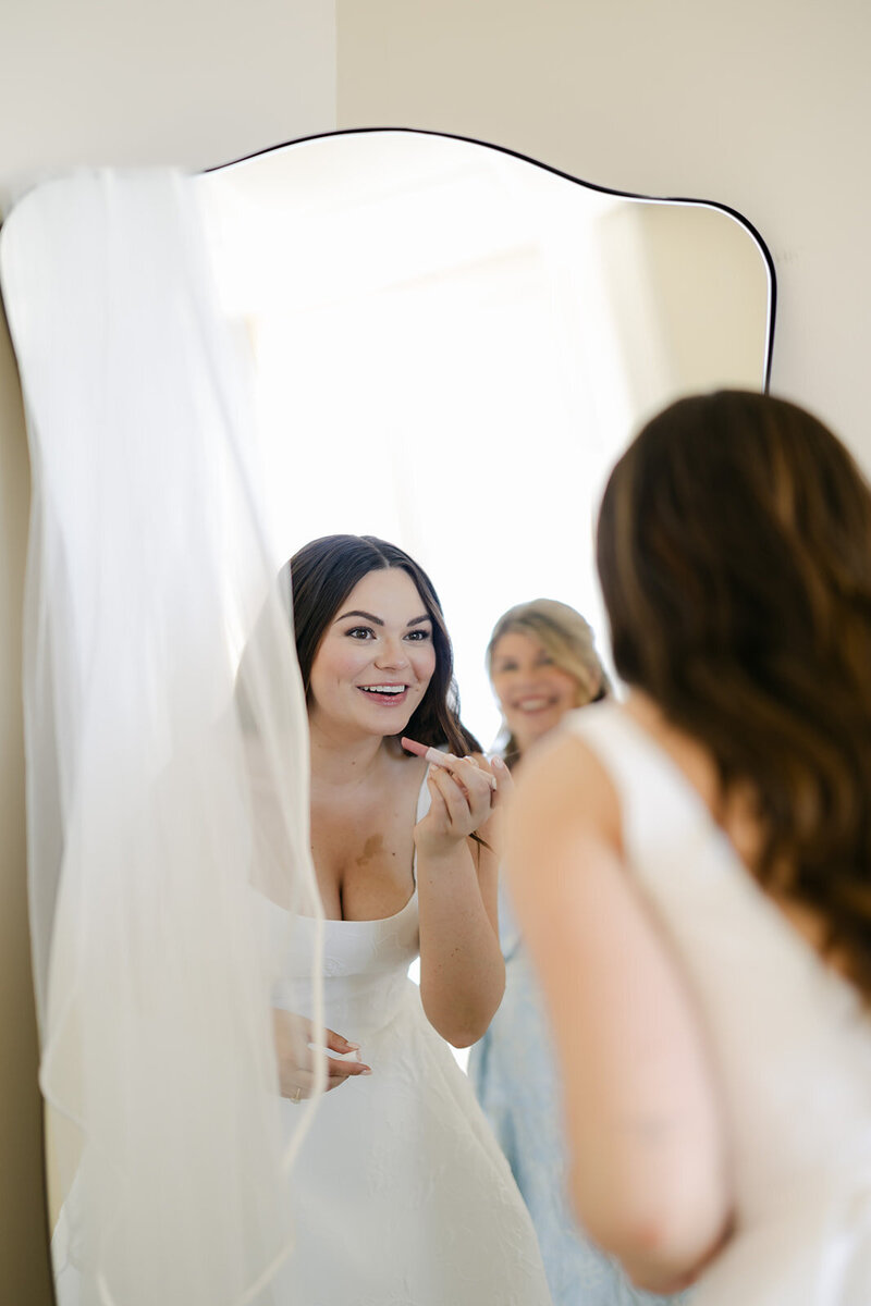 bridal-prep-wadsworth-mansion-ct