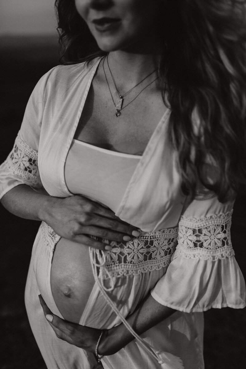 Black and white Maternity photography - bump on show