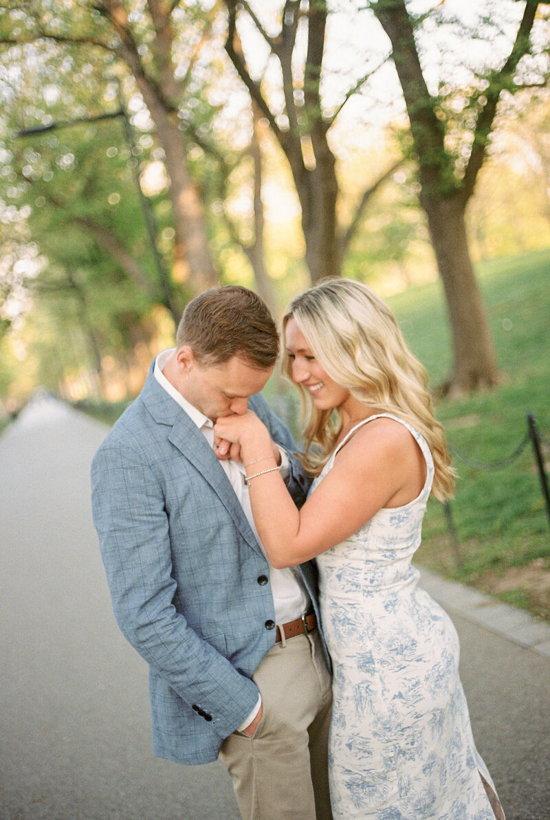 Washington-DC-Engagement-Session-on-35mm-Film-11