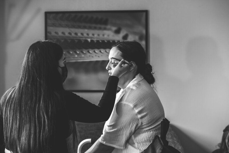 20220514_AbbyLucasWedding_BrideGettingReady_076_Original
