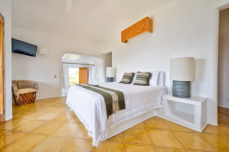04-5-2-Sol-de-Occidente-Luxury-Villa-Careyes-Mexico-Bungalows-2597
