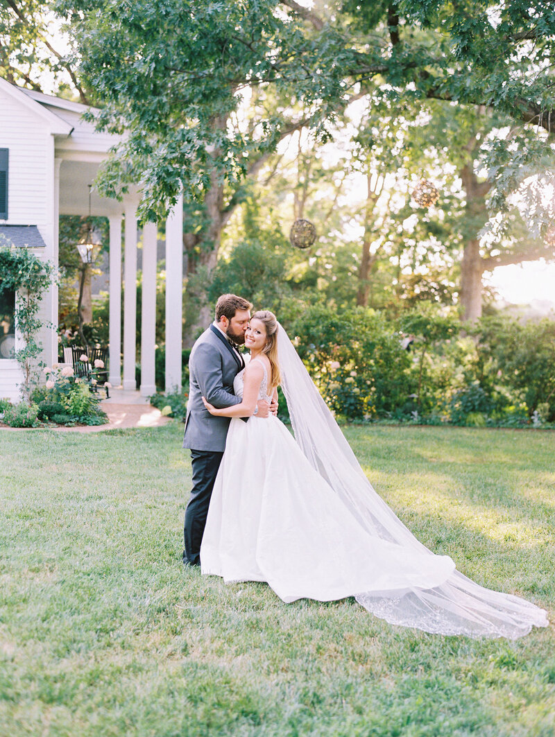 6ally-bobby-photography-fine-art-wedding-fearrington-inn-film