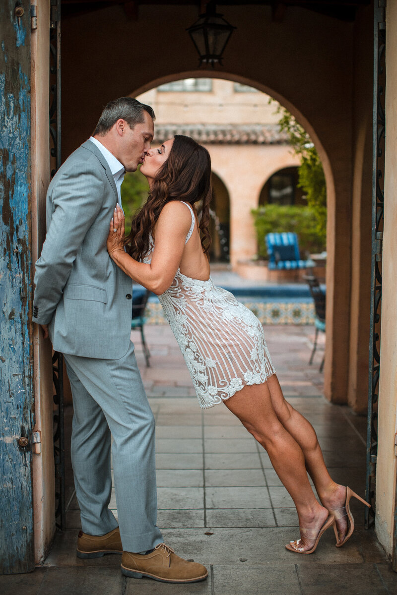 Phoenix-Wedding-Photographer-Royal Palms Resort AZ
