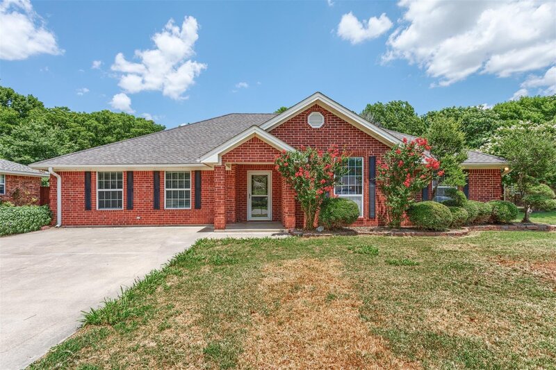 5 Acre Home in Gainesville for sale