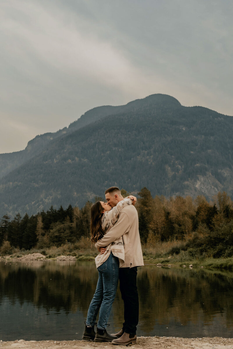 Hope-Chilliwack-Coquitlam-Engagement-Couples-Photographer724A0058