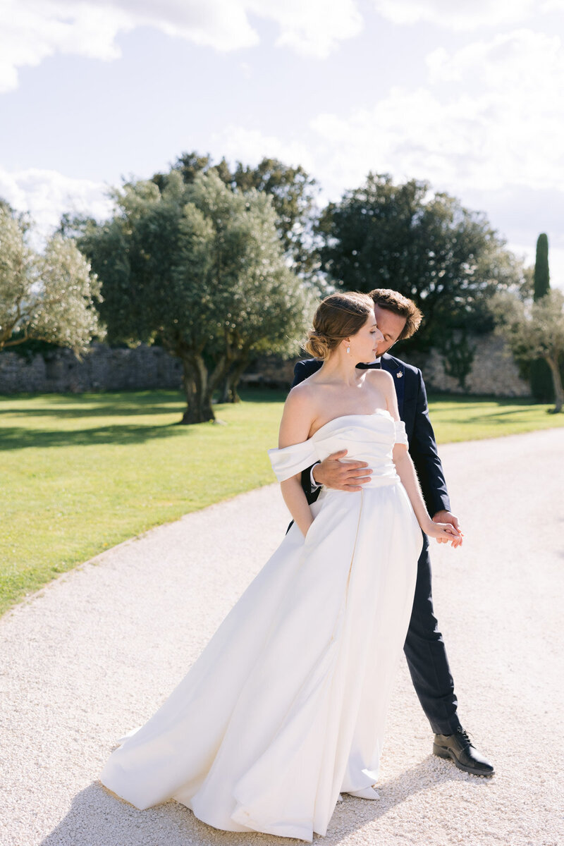 French wedding photographer Domaine de Sarson Grignan-076