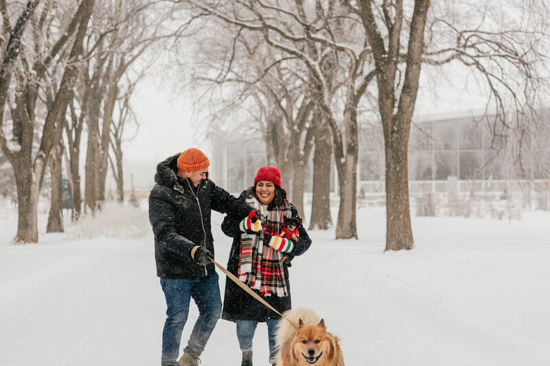 golden hour family photos at Assiniboine Forest