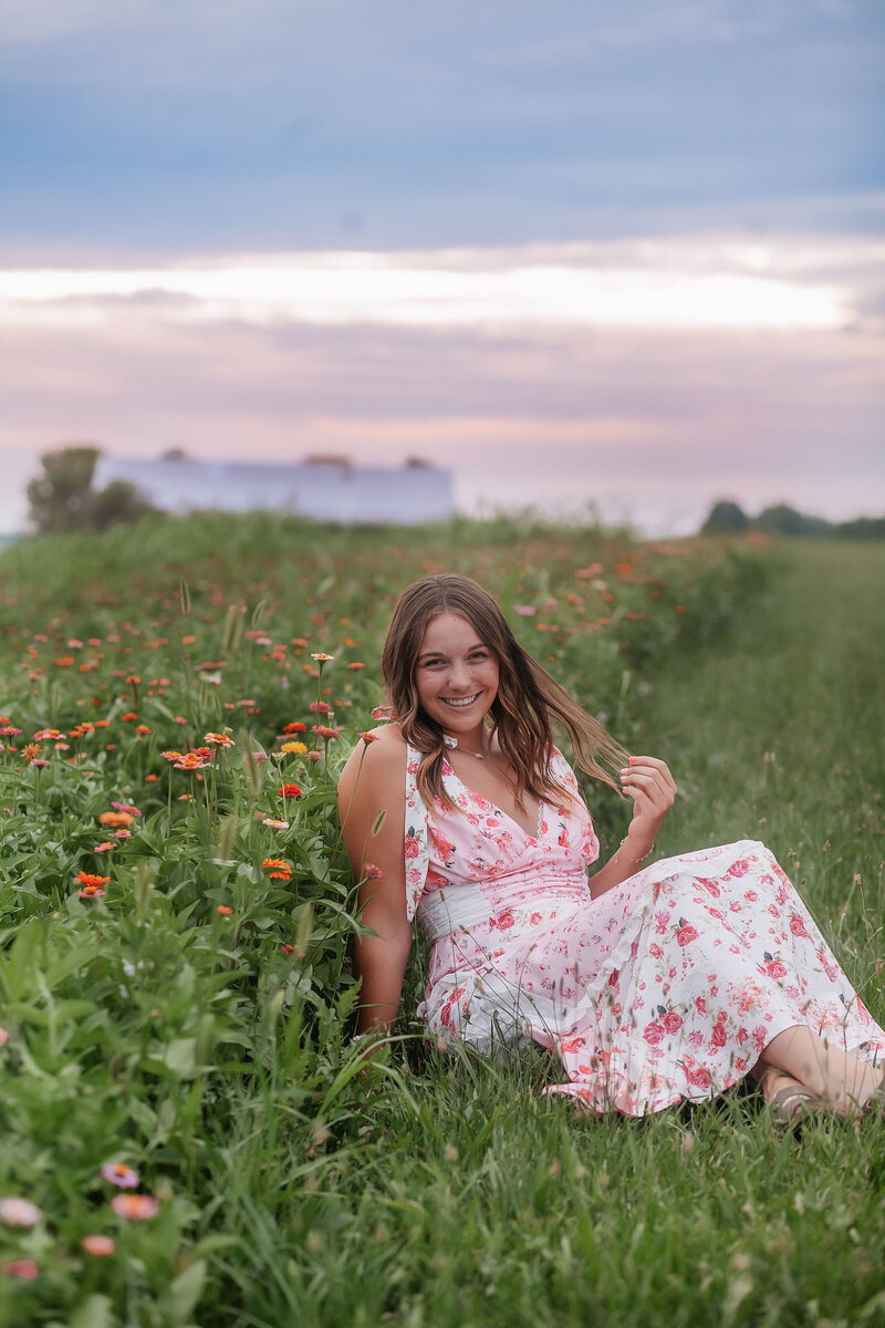 #seniorphotographer#cincinnatiseniorphotographer#nky#cincinnati#portraitphotographer#flowers