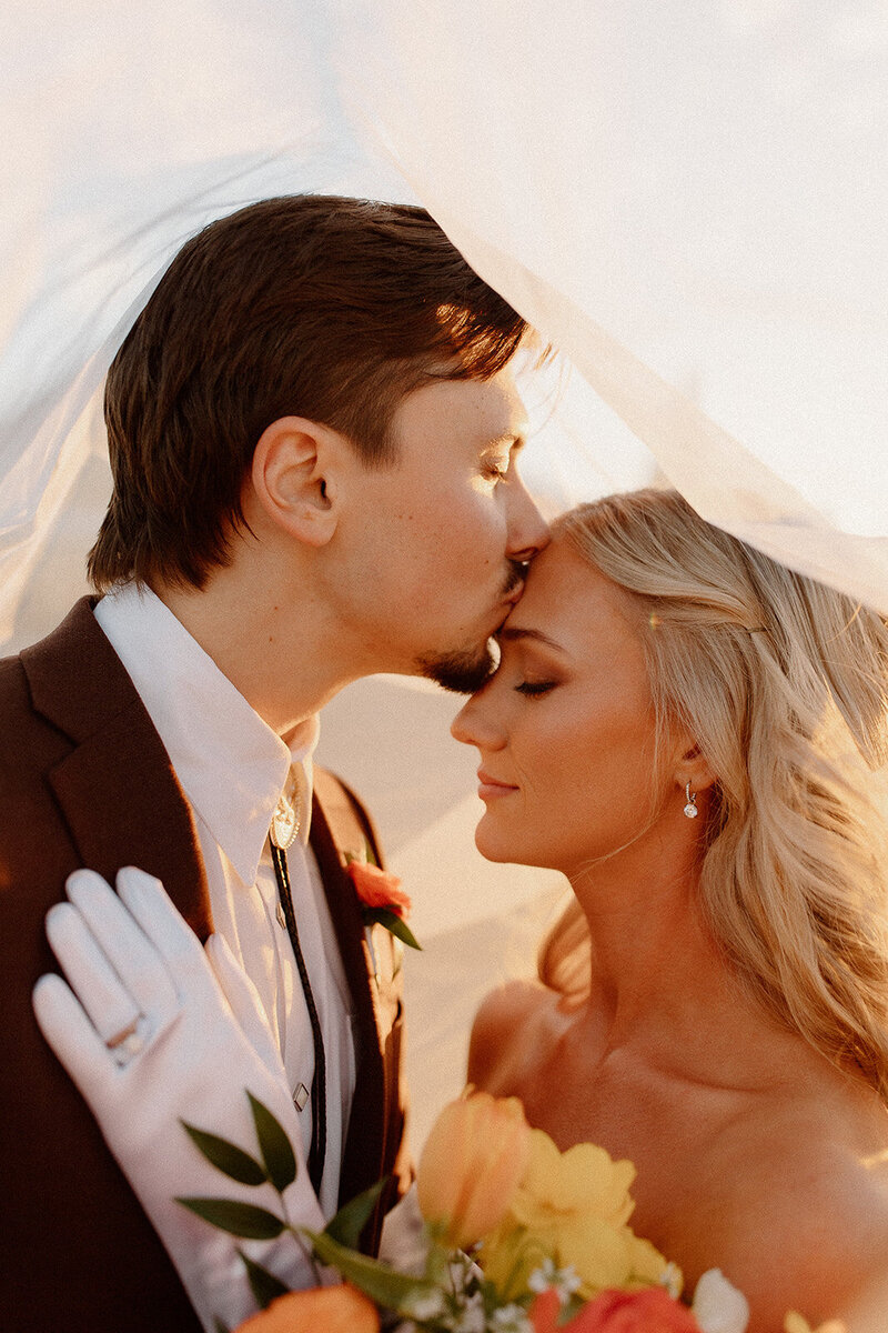 jami-oliver-wedding-preview-taylorraephotofilm-135