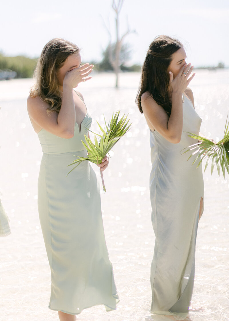 alessandra-shane-harbour-island-wedding-hollyclarkphotography-h-520