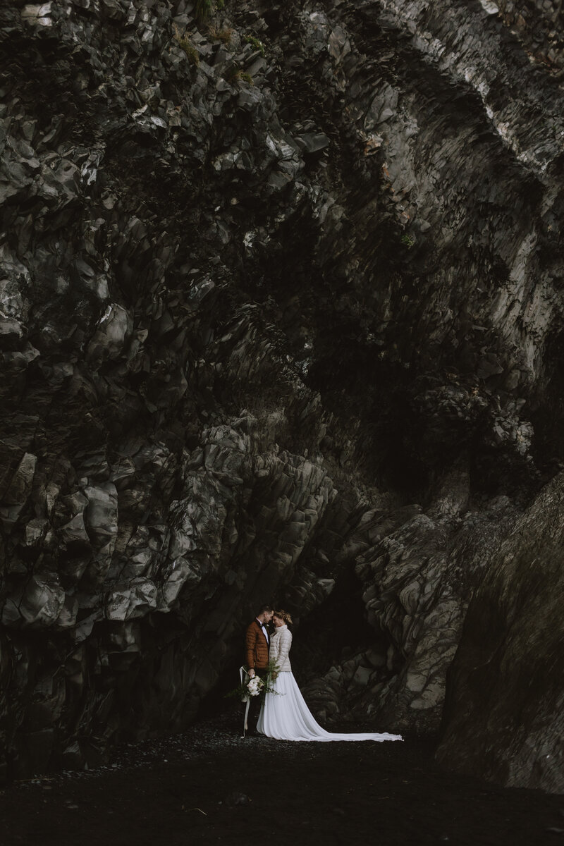 couple in cave
