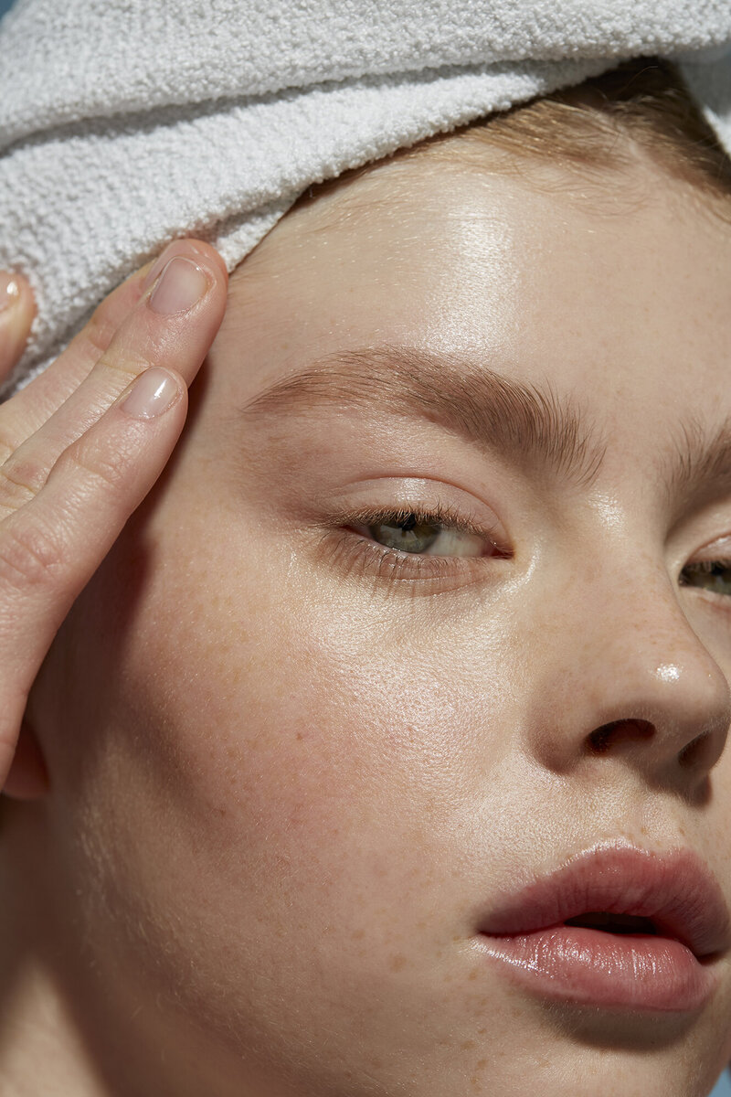 Skincare photography, lifestyle photography, beauty products photography, makeup photography by Los Angeles Beauty photographer, still life photographer, lifestyle photographer and commercial photographer Shan Benson in Los Angeles & New York