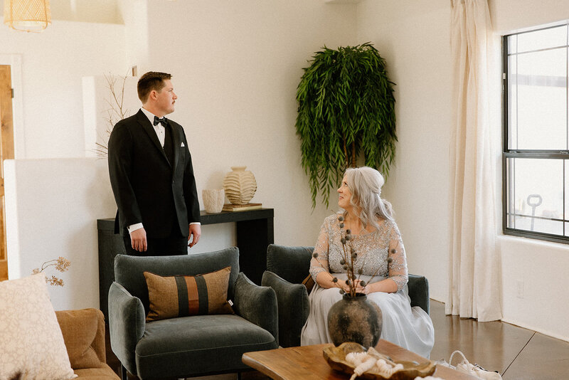 kelsey-kohl-wedding-preview-taylorraephotofilm-23