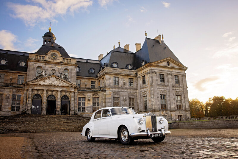 Lauren-Ashley-Studios-Paris-Wedding-Photographer