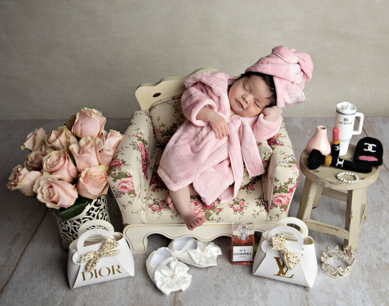 newbornbabyboynewfamilynewbabybestphotographertudiofamilybirthdaynewbornboyamilynewborngirlfirstbirthdayportraiturephotographystudioportraitsnewborngirlboyfamilyEvaMaganaPhotographychildphotographer (16 of 43)