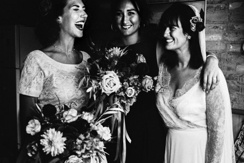 35mm-film-wedding-photos-castlemaine-lilli-jake-Briars-Atlas-4299