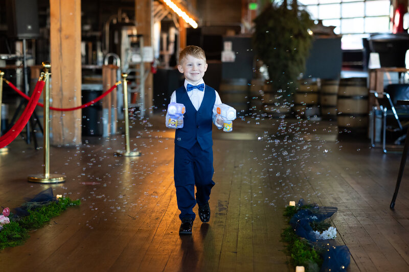 Seattle and Tacoma wedding photographer  lbentleyphoto 68