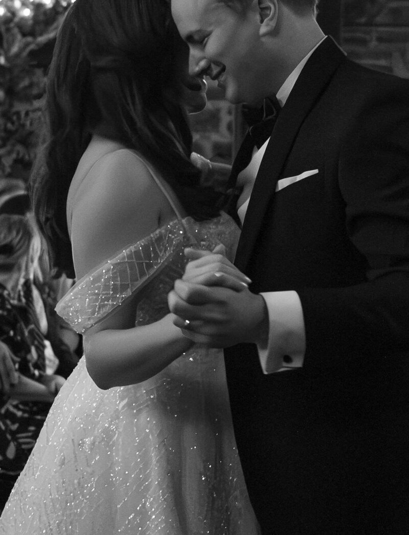 L'auberge saint gabriel wedding | Montreal & italy wedding photographer | luxury moment photography-13