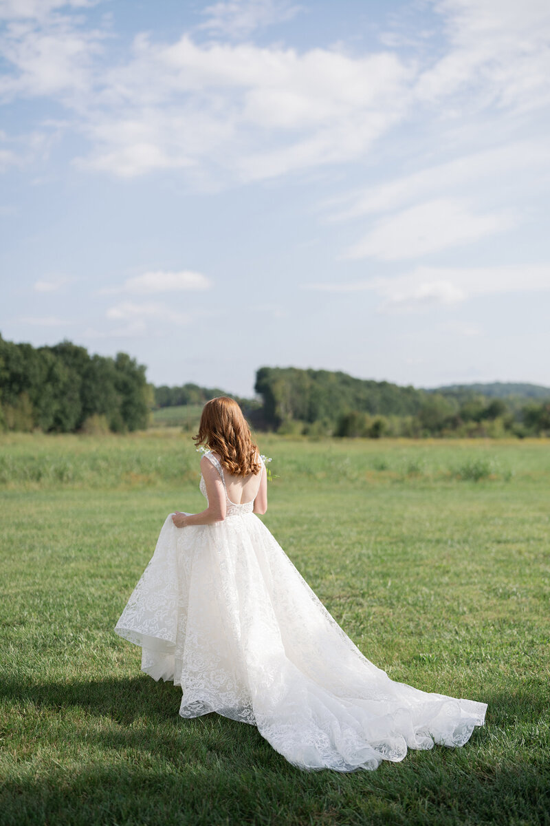 Savannah Bridal portrait at Wormsloe Park by Megan Travis Photography