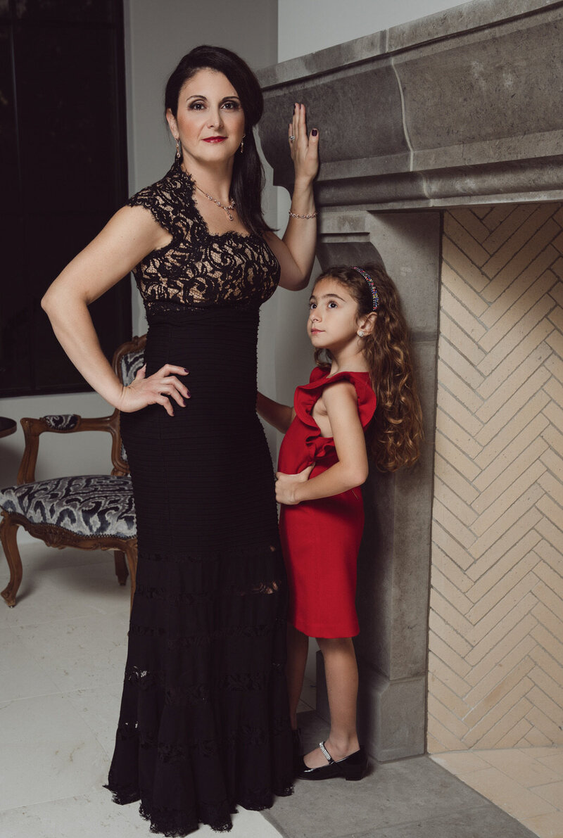 Paula N Luu Family  Photography specializes in Mother daughter Photography