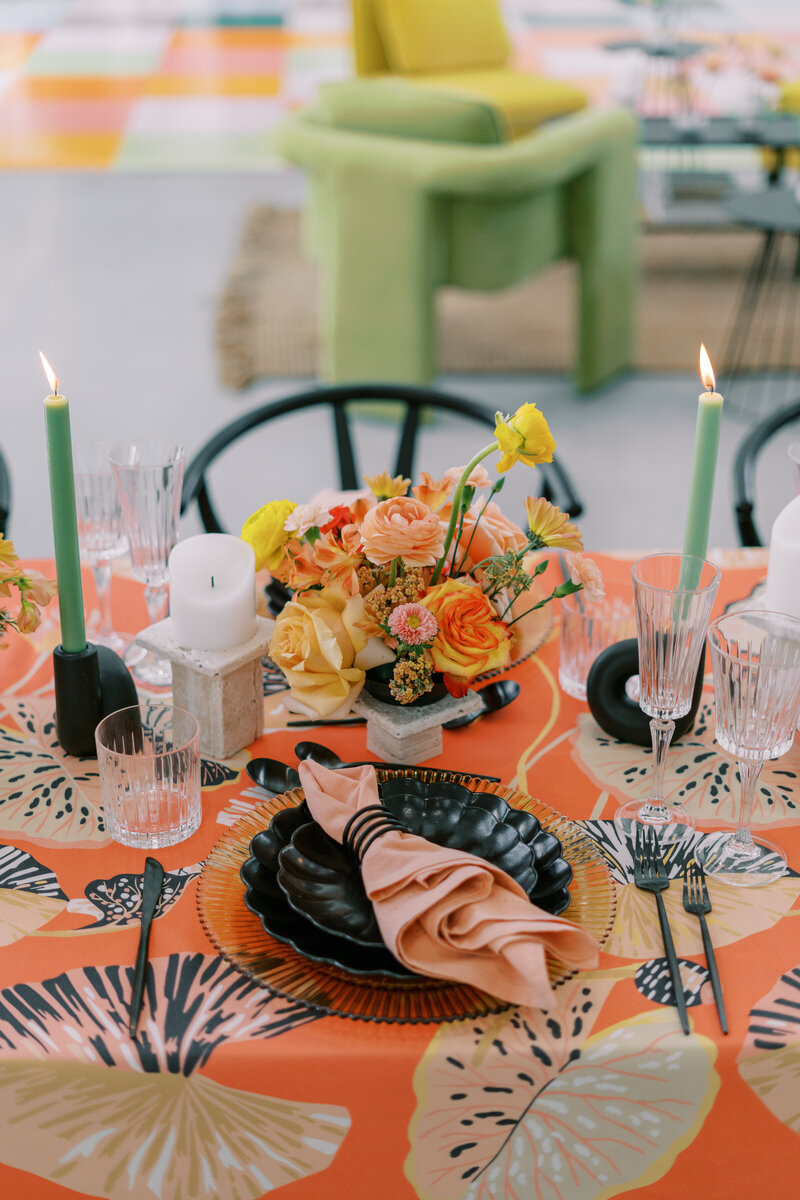 This colorful table design was created by Austin Wedding Planner Eventive Designs ATX.