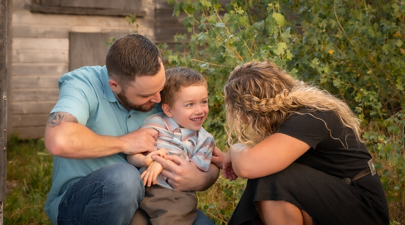 HEIDI NEWBOLT PHOTOGRAPHY FAMILY PICTURES