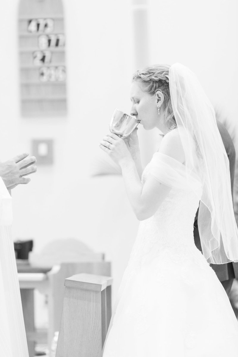 Rustic-farm-wedding-heaven-sent-farms-pittsburgh-wedding-19
