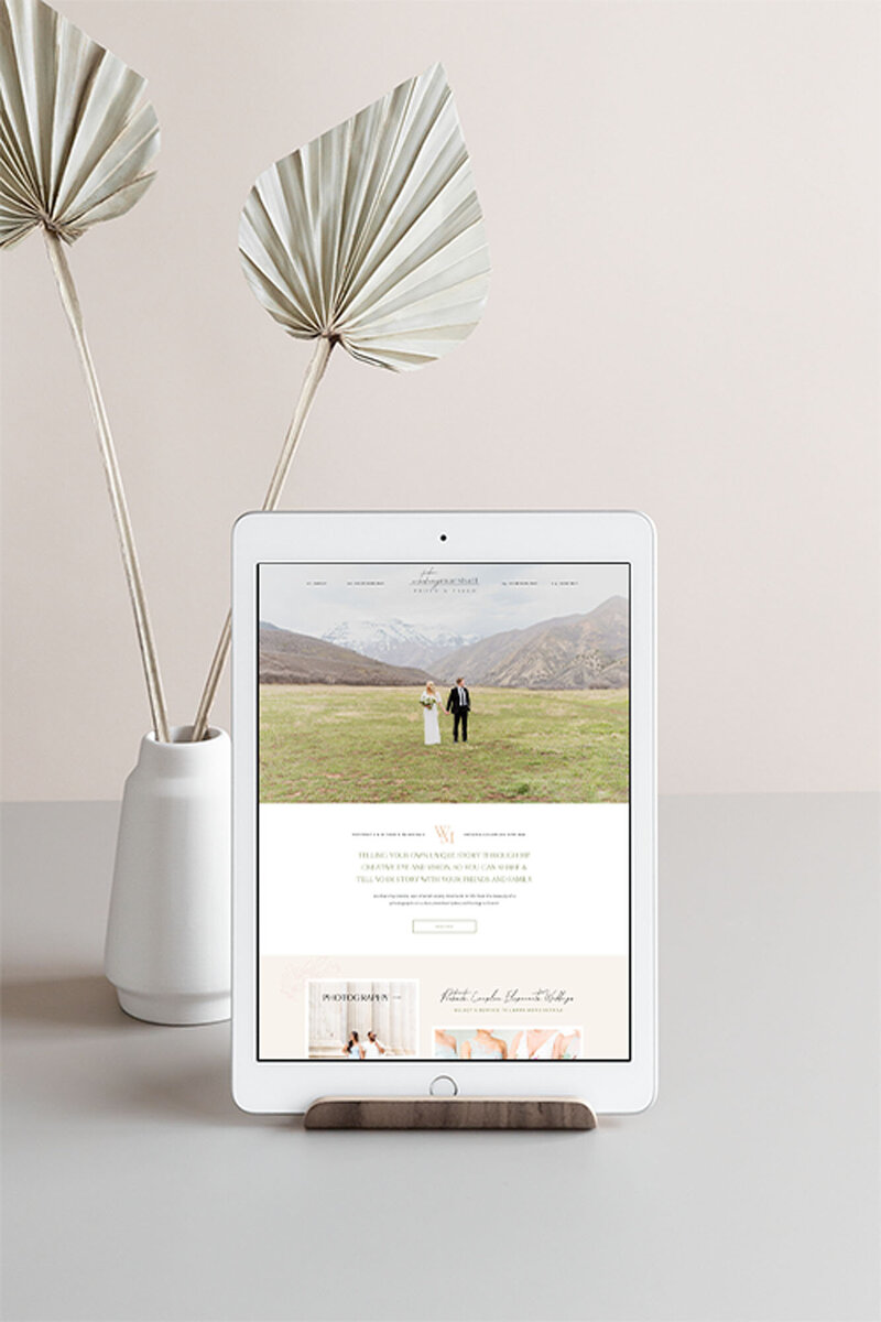 Example of creative web design and branding for entrepreneurs with Palme Design Co