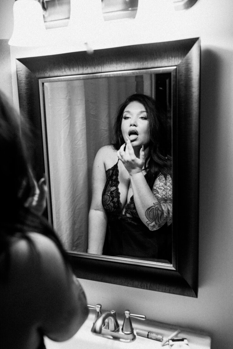 MichaelaHPhotographyBoudoirPortlandOregonVancouverWashington100