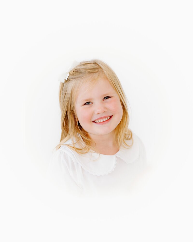Fine art children’s portrait with vintage-inspired styling – heirloom photography OKC