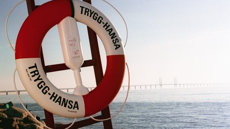 livboj-vid-vattnet-trygg-hansa
