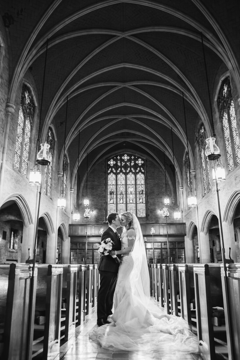 Fargo Moorhead Wedding Photographer