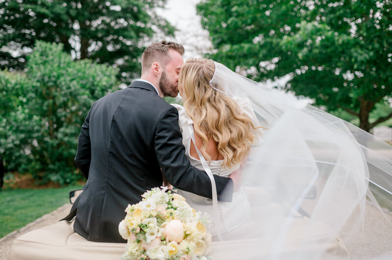 Connecticut couple kissing