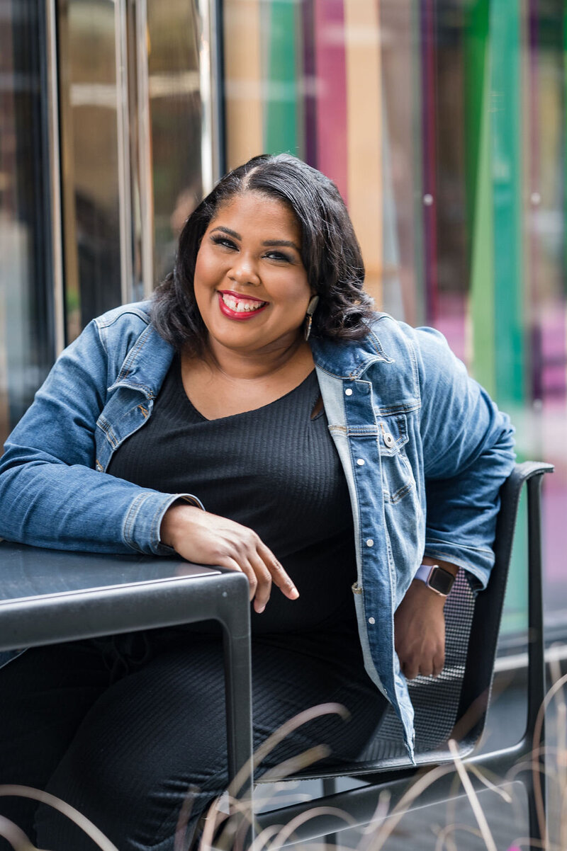 black woman entrepreneur headshot