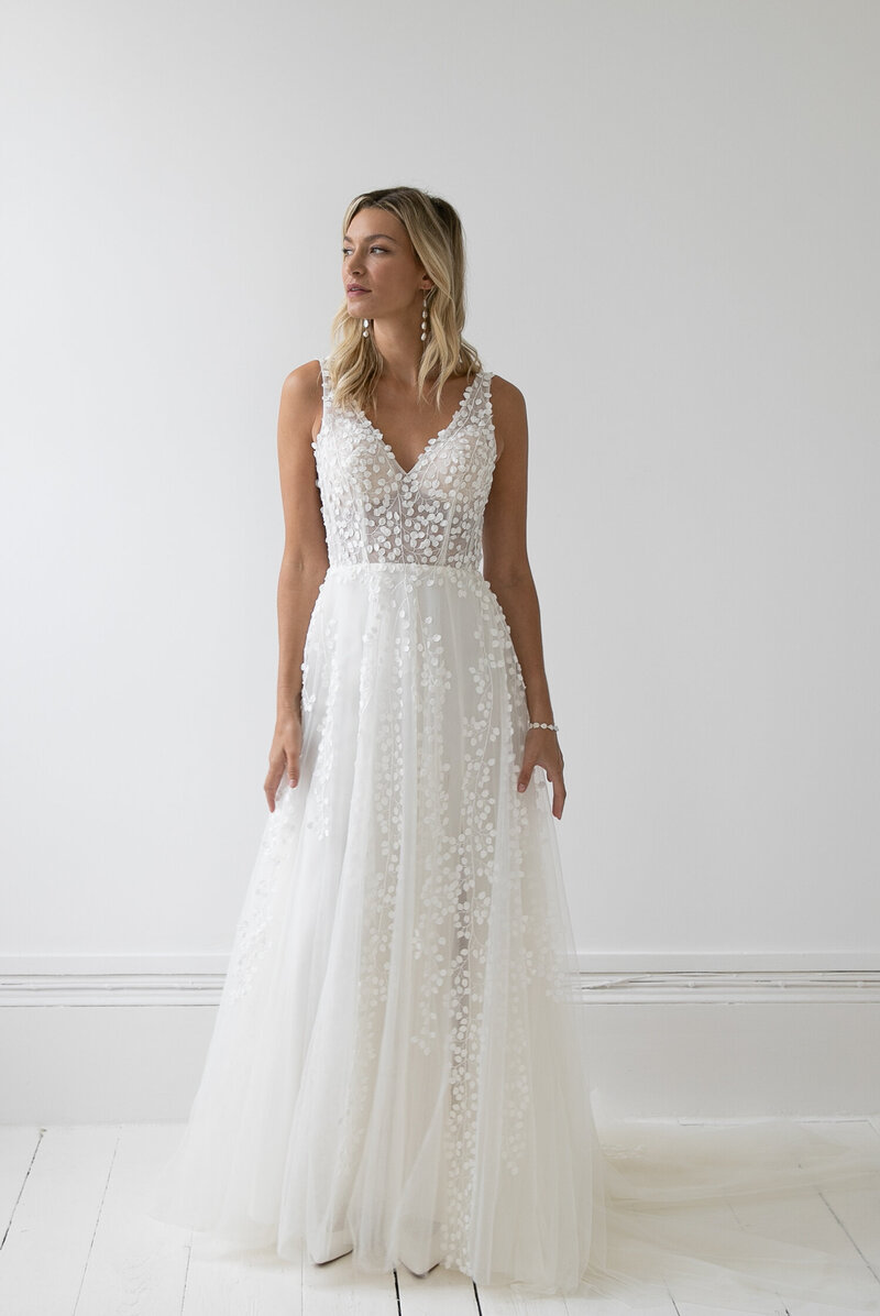 Ava_LSB61_Love_Story_Bride4
