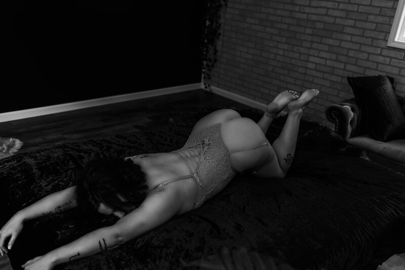 PersonalizedBoudoirPhotography-27