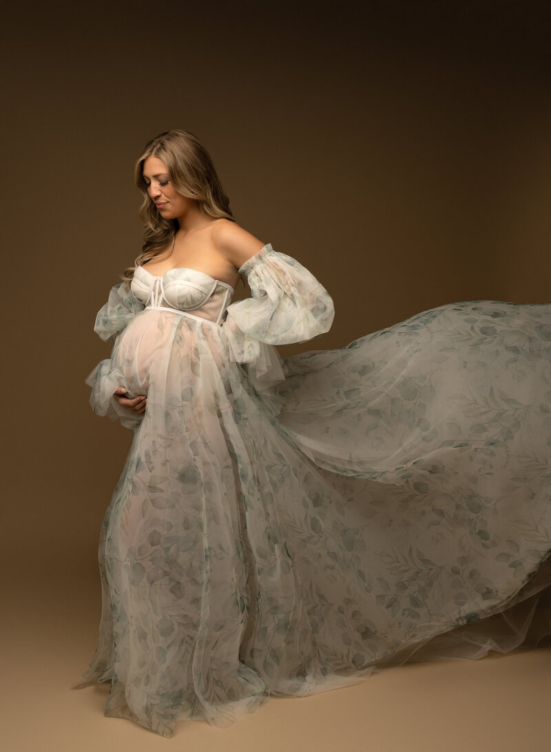 floral maternity dress with sleeves