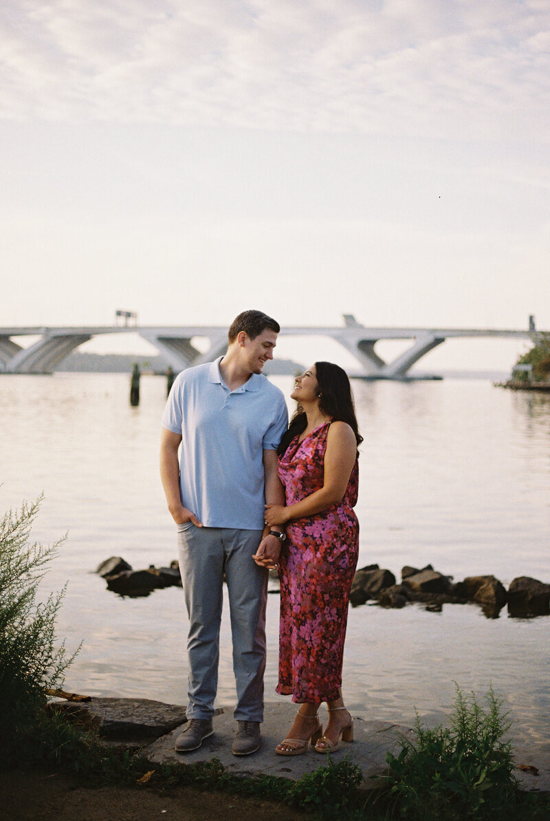 Old-Town-Alexandria-Engagement-Session-on-35mm-Vintage-Film-7
