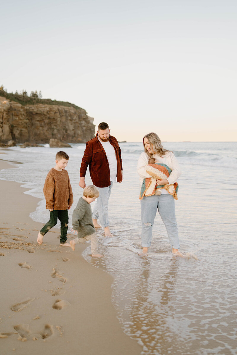 Stokes Family - Redhead Beach - Sweet Valencia Photography-70
